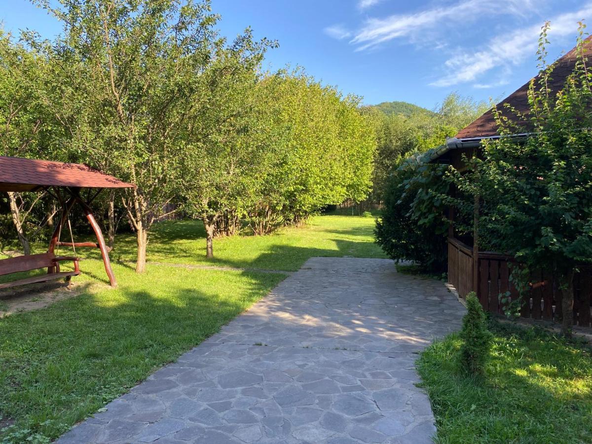 Csabi & Edi Vendeghaz Villa Sub Cetate Exterior photo